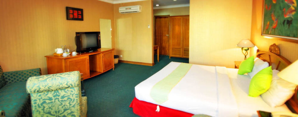 Cipta 2 Hotel Джакарта Екстериор снимка